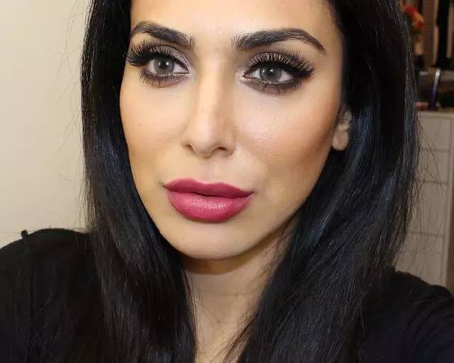 香奈儿口红三支套装试色,看了又看银珠的口红