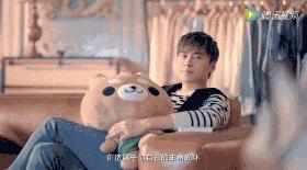 实拍偶遇陈伟霆赵丽颖张艺兴,赵丽颖陈伟霆卡通