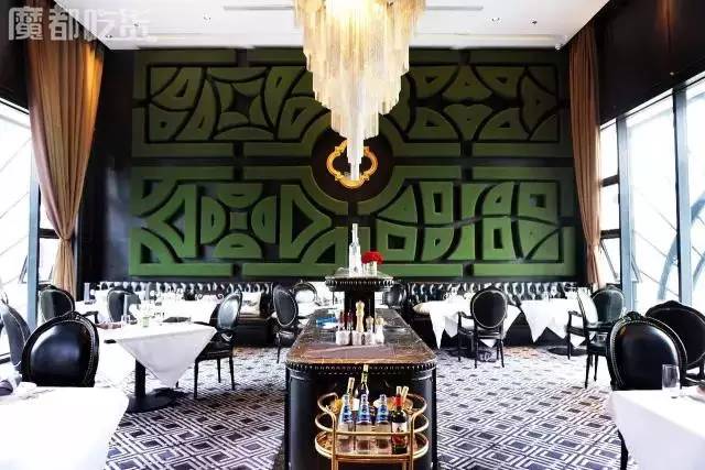 十一打折餐厅,十一月餐厅