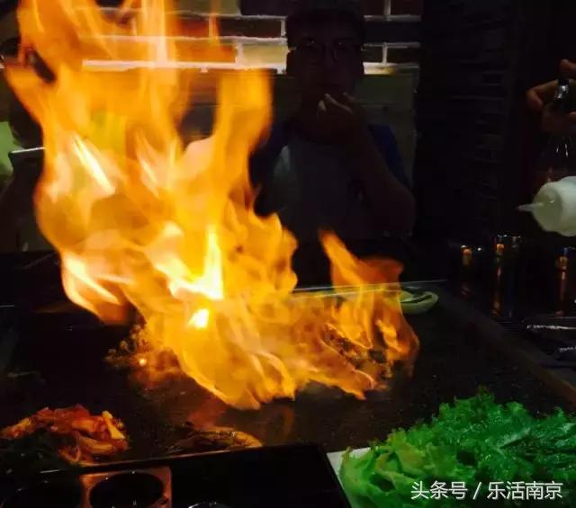 南京地铁美食的攻略,南京地铁三号线哪站美食多