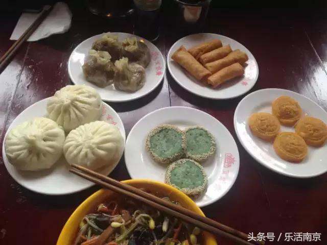 南京地铁美食的攻略,南京地铁三号线哪站美食多