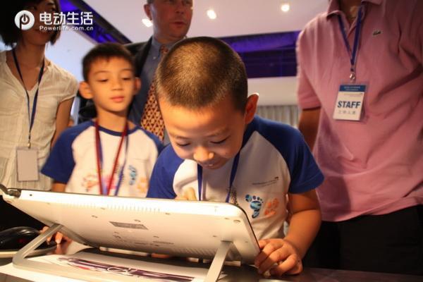 硬汉外表下的暖男大叔专访设计师Daniel