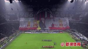 这个让人厌恶的政客，为何赢得了圣西罗巨型横幅的致敬？