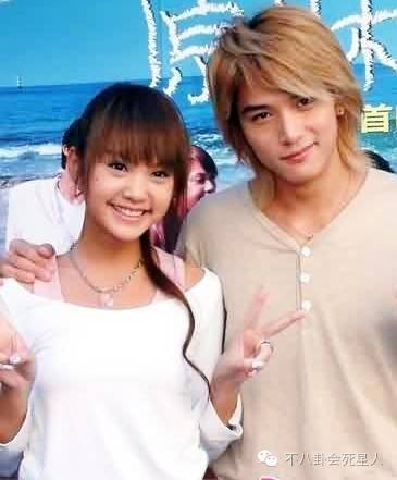 丧父暴瘦一天只吃一根香蕉的他却被骂，跟唐嫣杨丞琳有关