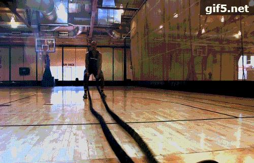 战斗绳训练方法,战斗绳减脂效果怎么样