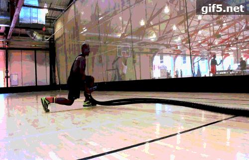 战斗绳训练方法,战斗绳减脂效果怎么样