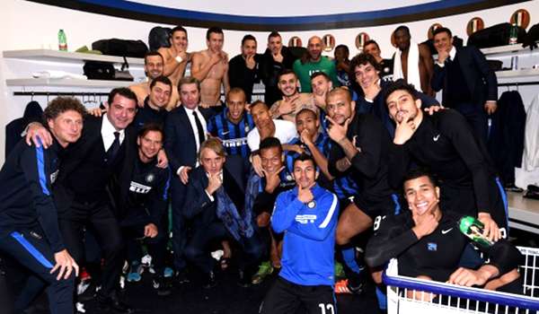 足坛十大庆祝动作,盘点足坛庆祝动作