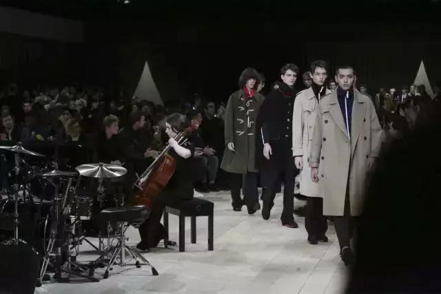 奢侈品牌burberry,奢侈品牌burberry风衣