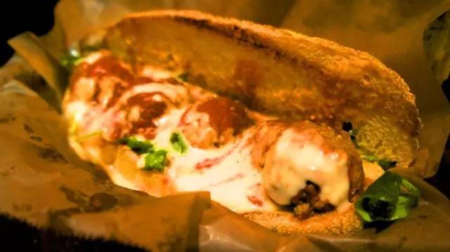 英国街头这些零食好吃不贵，你在国外留学一定要好好照顾自己