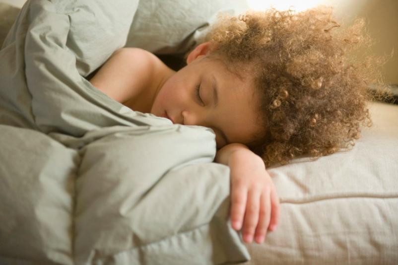 怎么给孩子调时差,如何给小孩倒时差