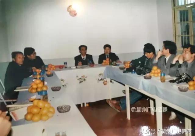 他，是宫宝的创始人，退休后研发了羊胎口服液，如今还在奋斗