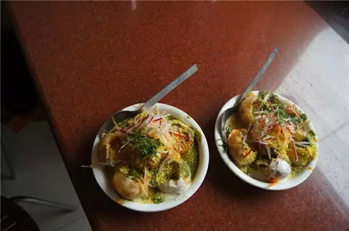 尼泊尔这个国家最喜欢吃什么 (西藏的尼泊尔美食)