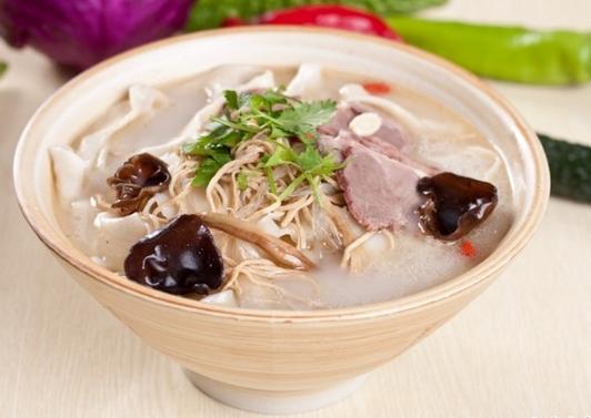 做一个行走的吃货—河南省看看除了举世闻名的辣条还有哪些好吃的