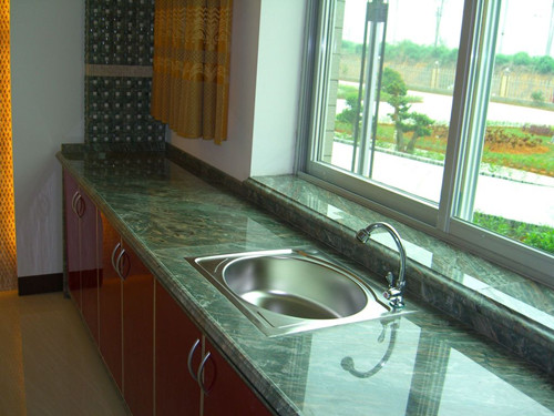 厨房台面用天然石材还是用石英石,厨房台面一般用什么石材