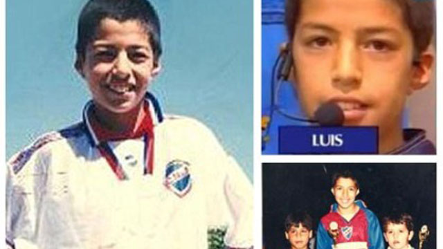 原创·青锋随手出鞘，问谁人、敢与我漫步云霄？足坛顶级9号苏神