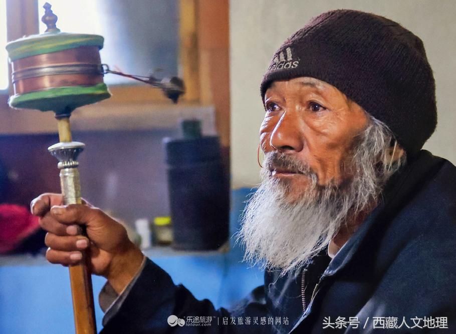 好神奇！*藏西**有些男人的长发是用来跳卓舞的，而且还上过春晚