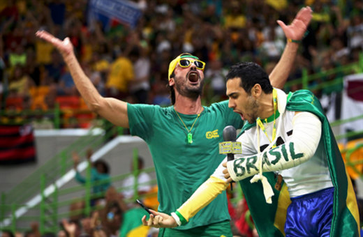 鍞愪笁钘忓枩娆㈠瓩鎮熺┖,鐨崱涓樺攼涓夎棌