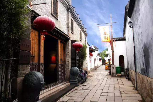 从厦门出发去旅游哪里便宜,到厦门玩5天需要多少钱