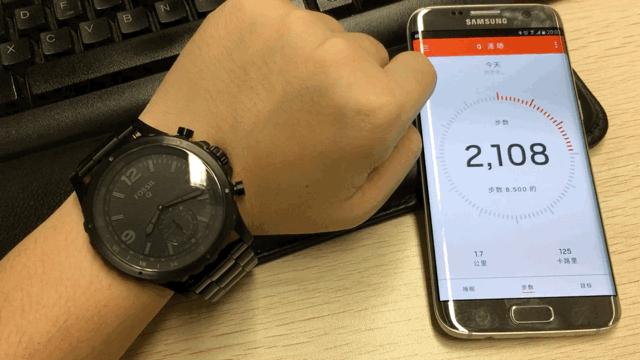 fossil智能手表最新,fossil智能手表哪个好