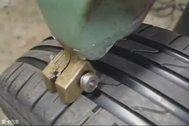 轮胎如何鉴别翻新胎,京东卖的轮胎是不是翻新胎