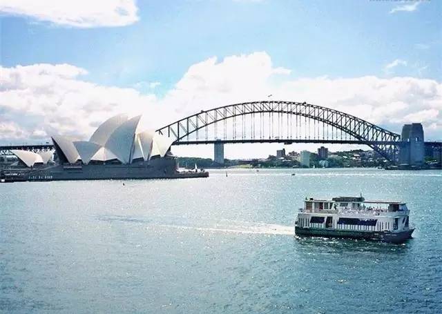 带小孩出境游必看,儿童申请英国签证