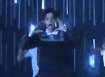 Jolin的蛋糕，杨幂的画，鹿晗的足球...万万没想到！明星们都是酱紫的跨界艺能王！