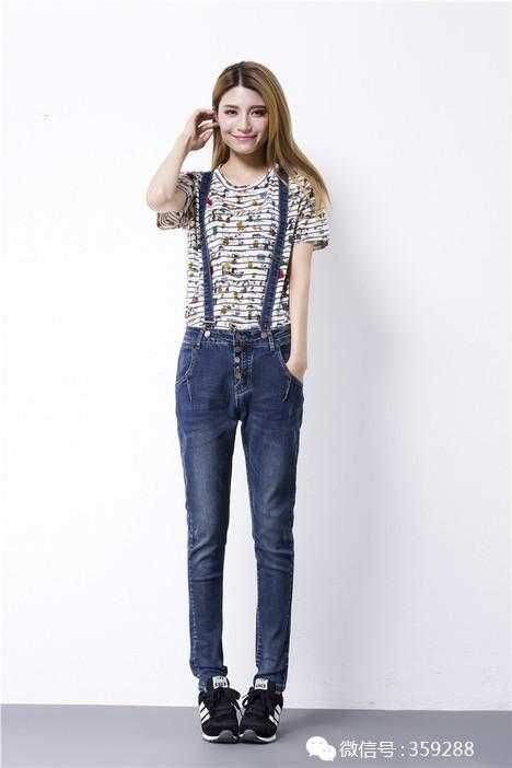 时尚百搭女装遮肉显瘦减龄又时尚,显得更加时髦减龄