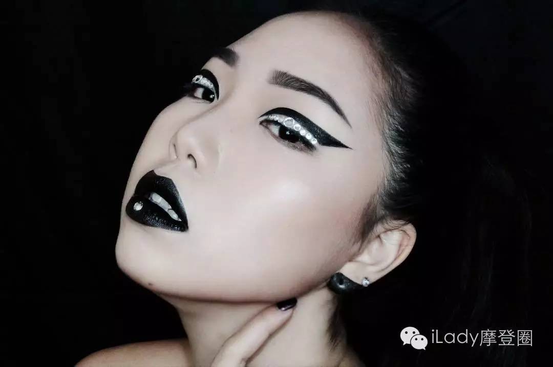 刷屏这么久，“耳妆”到底是个什么鬼？