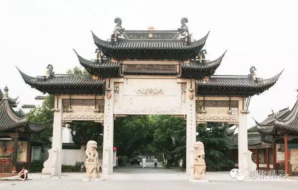 震撼，26个英文字母里竟然隐藏着惠山文体元素！