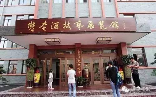 震撼，26个英文字母里竟然隐藏着惠山文体元素！