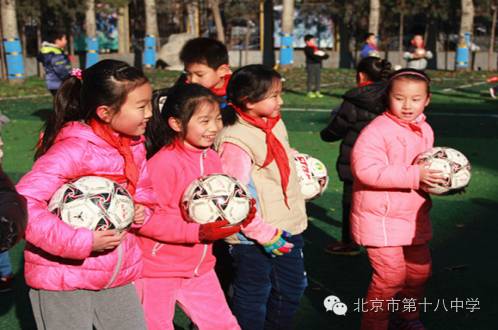 趣味性足球课堂,趣味小班足球课