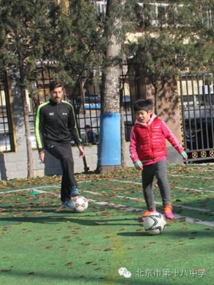 趣味性足球课堂,趣味小班足球课