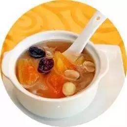 冬季手脚粗糙干裂的原因,冬天手脚裂口用什么药膏