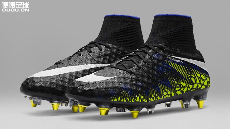 不沾泥又来了黑暗闪电配色Anti-Clog系列足球鞋