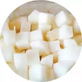 冬季手脚粗糙干裂的原因,冬天手脚裂口用什么药膏