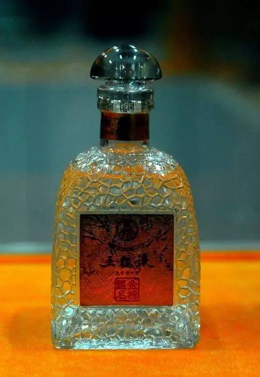 五粮液超值,一瓶五粮液1千多