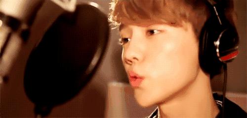 Jolin的蛋糕，杨幂的画，鹿晗的足球...万万没想到！明星们都是酱紫的跨界艺能王！