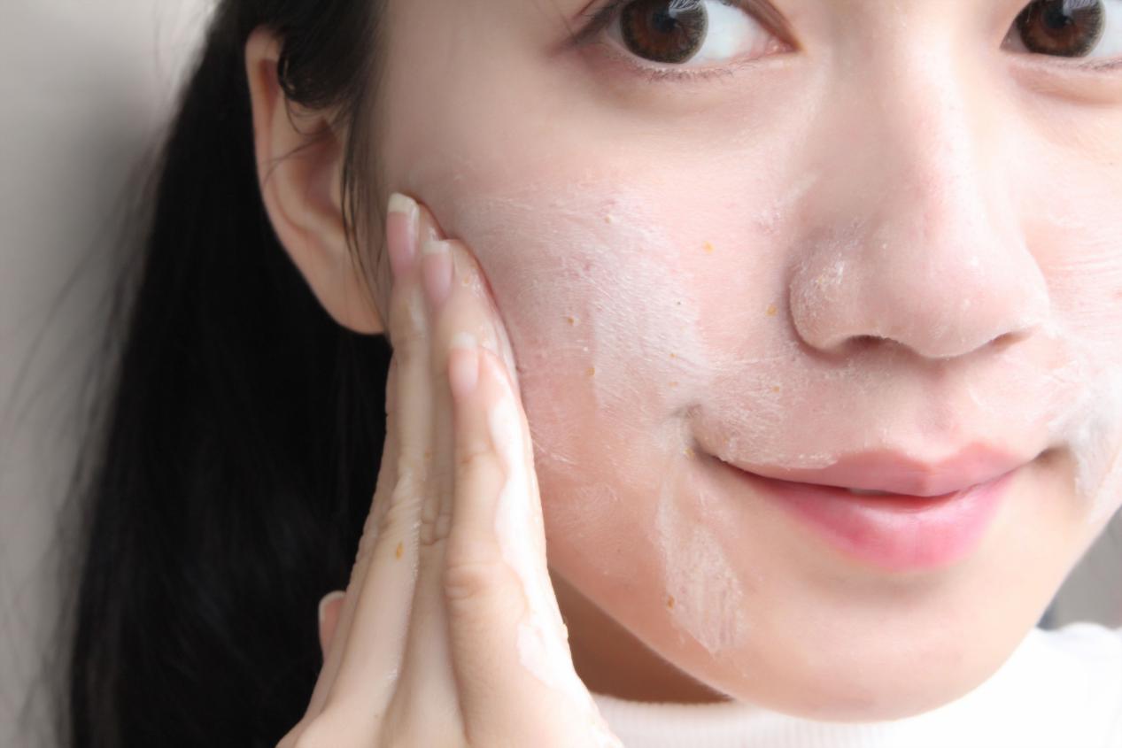 一起大战冬天这个磨人小妖精，护肤大合集~