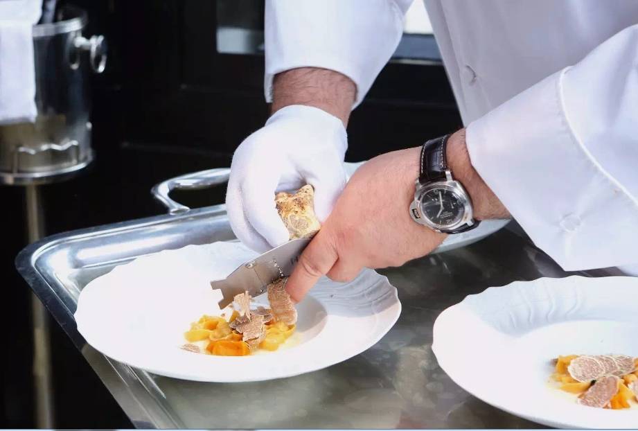 松露口味是什么特点,松露的味道为什么会让人终身难忘