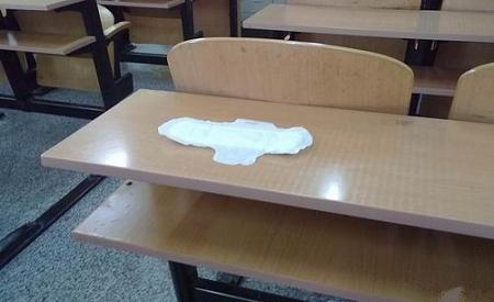 你还绞尽脑汁在图书馆这样占座吗？！