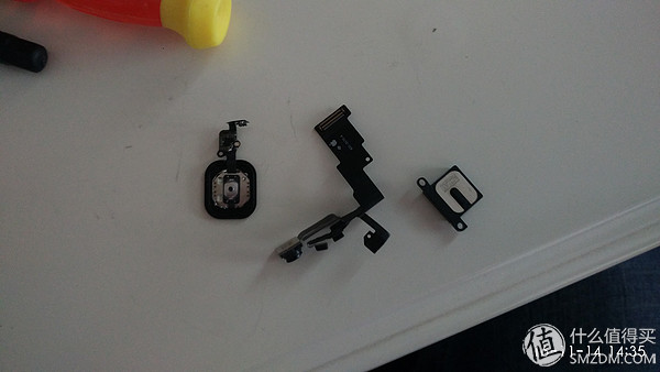 苹果6掉水里了怎么修复,苹果6s掉水里挽救措施