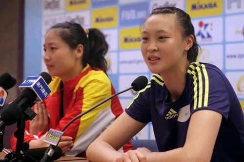 中国女排奥运会冠军照片,盘点女排过去10届奥运会战绩