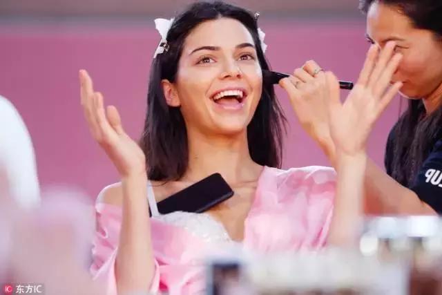 大秀完美身材维密,维密大秀时装秀