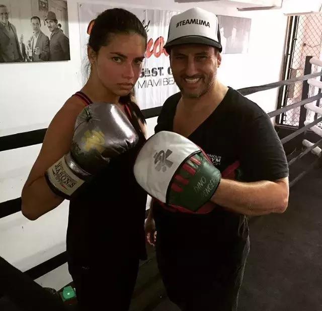 大秀完美身材维密,维密大秀时装秀