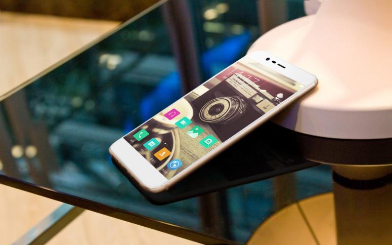 厉害了！COMIO卡美欧手机正式进驻福建最大手机连锁集团