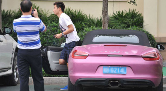 国足队长吴曦什么车,国足武磊开什么车