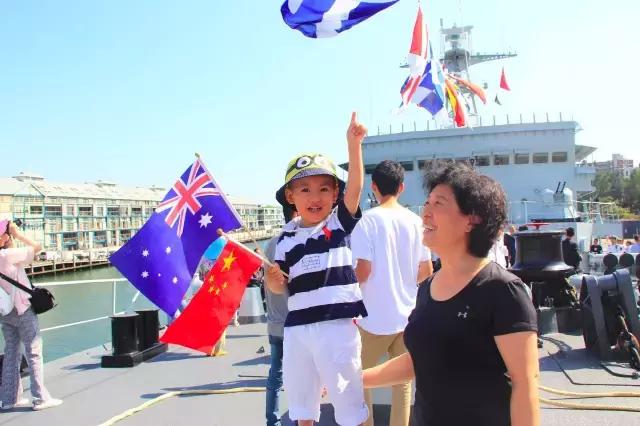 郑和号训练舰澳大利亚,海军郑和舰航行