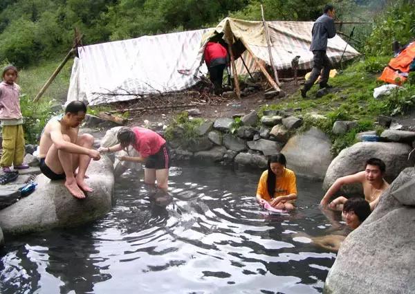 四川凉山彝族自治州瀑布温泉,四川超棒温泉冷门景点推荐