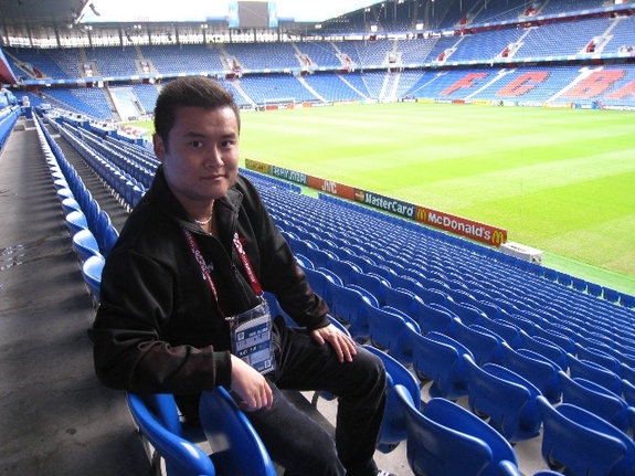 国内足球十大解说员,国内最著名的十大足球解说