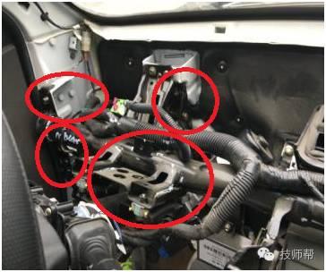 案例分享丨一个扭矩偏低，就导致行驶时转向异响！细节不容小看